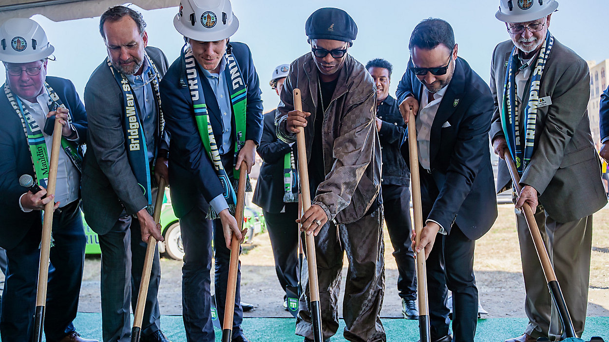 Mauldin stadium groundbreaking